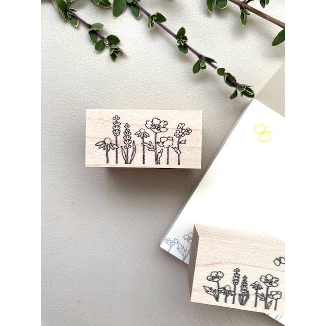 Hutte Paper Works Rubber Stamp – Spring Flower