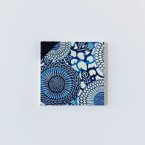 Shogado Kadotoji Notebook (Small) – Chrysanthemum Arabesque / Navy Blue