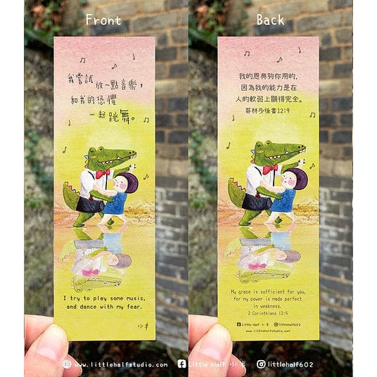 Little Half Bookmarks - Chinese & English Edition